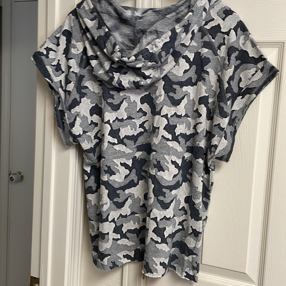 Mur Mur Womens Hooded Short sleeve